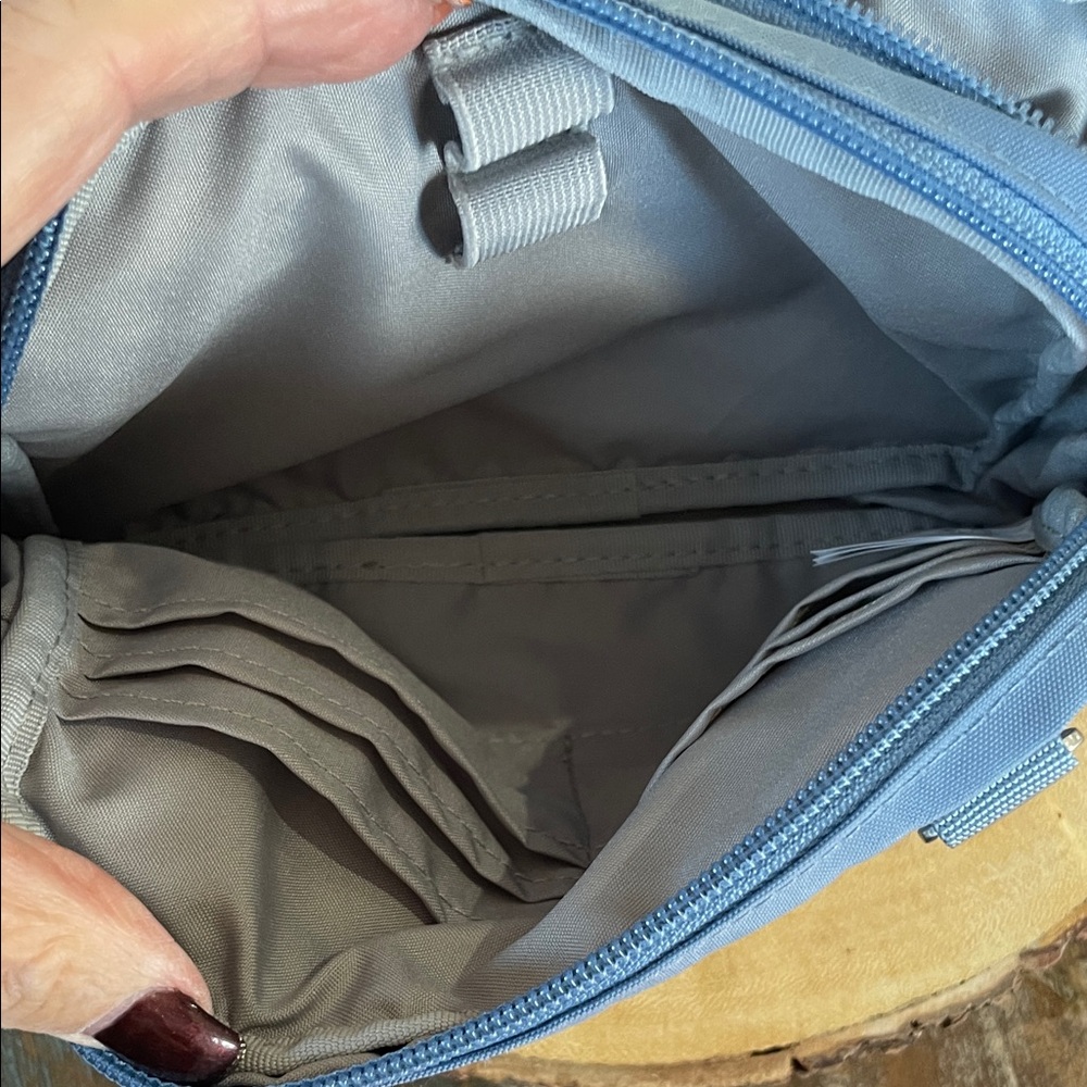 Baggallini Blue Belt Bag - Picture 5 of 9